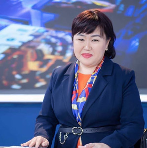 Отгонтэнгэр хайрханы тахилгад 50 орчим мянган хүн оролцож байна